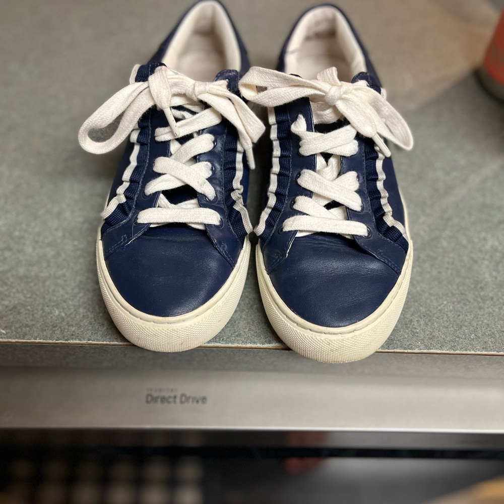 Tory Burch Navy and White ruffle Sneakers- new laces size 7